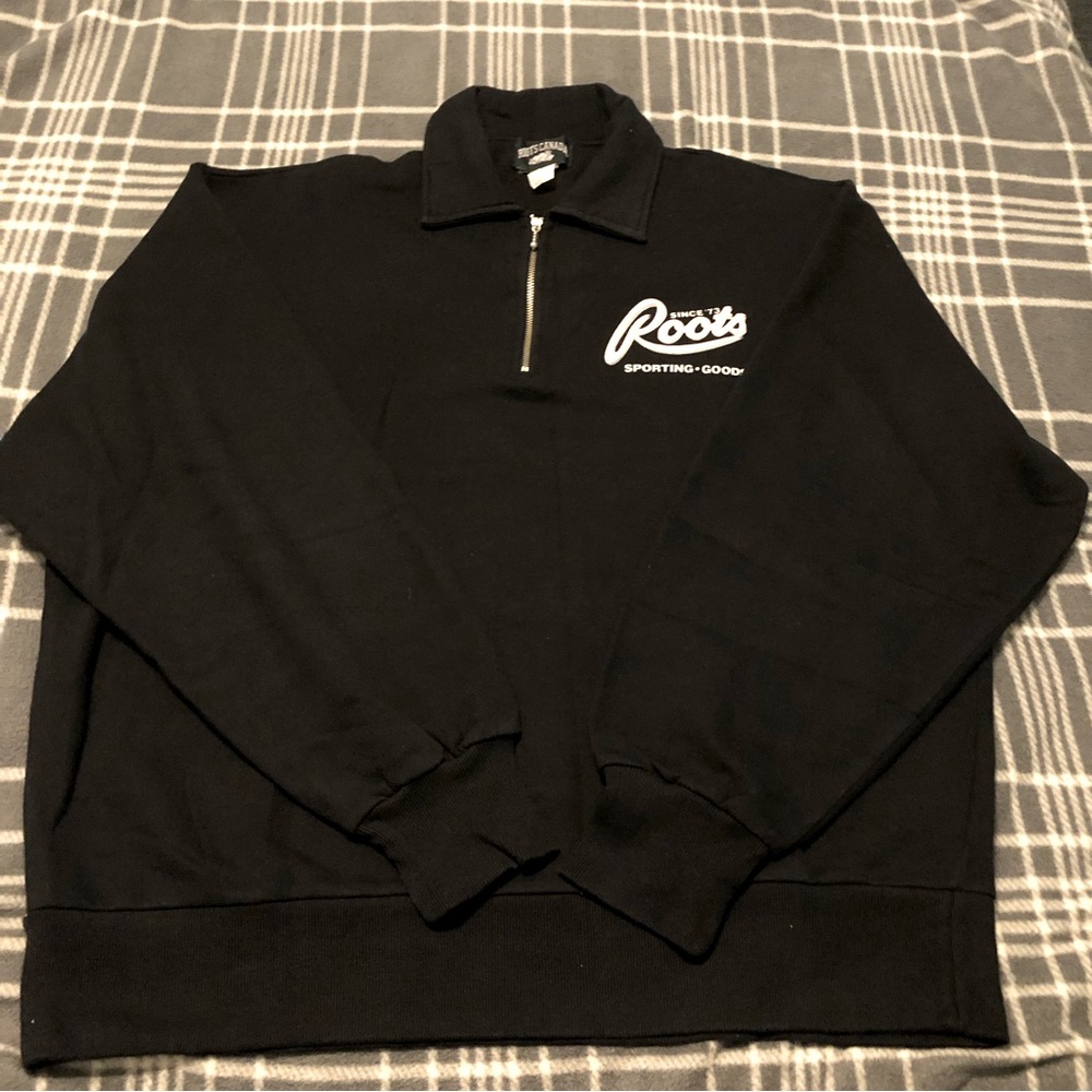 ROOTS CANADA Vintage Roots Sporting Goods Since ‘73 Black Pullover Sweatshirt